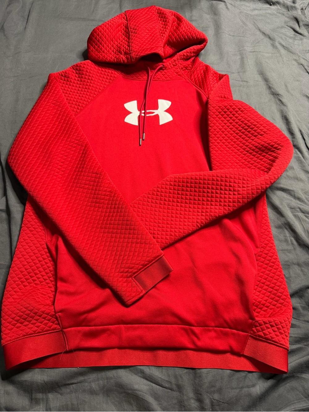 Under Armour Red Quilted-Panel Crewneck Hoodie